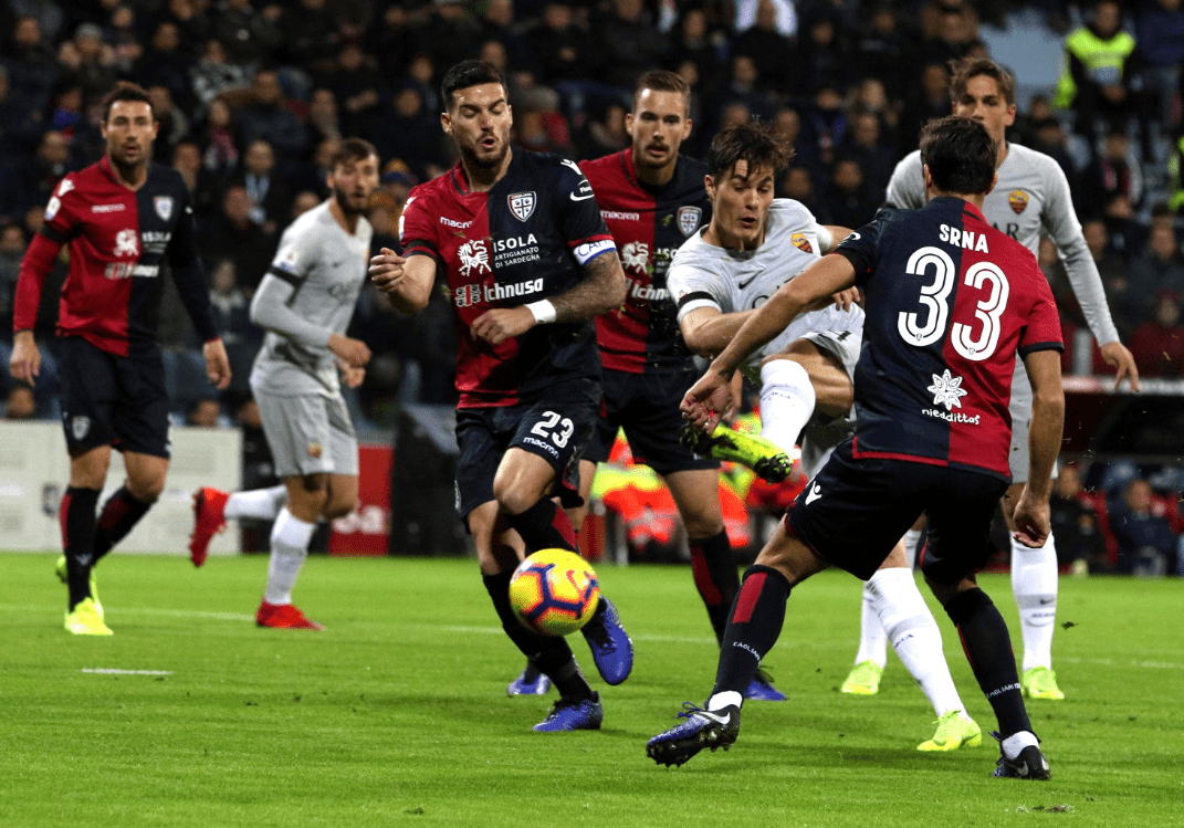 古利特＆亨利批巴萨高位压迫：为何执着于一个注定失败的战术？（古利特、亨利质疑巴萨高位压迫：何必执迷于一套注定行不通的策略？）