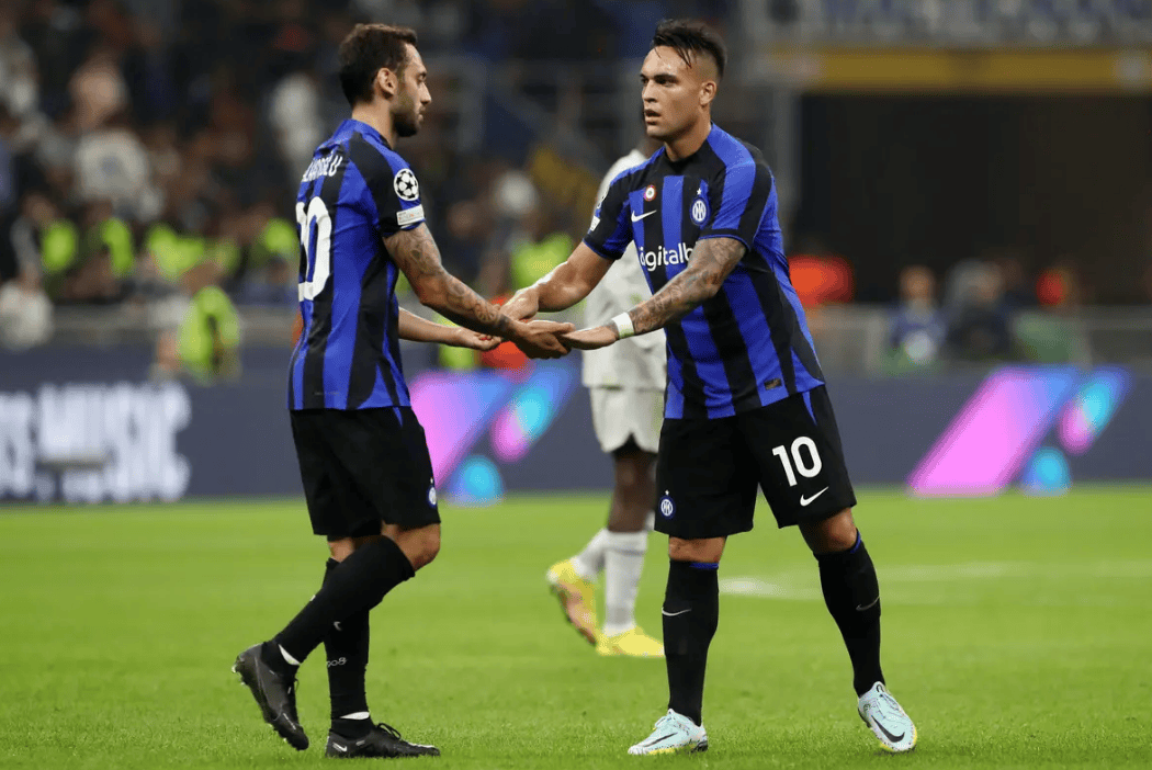 阿坎吉：我认为那根本不是点球，但我们不能给裁判判点的机会（阿坎吉：那绝非点球，但我们不能让裁判有判点机会）