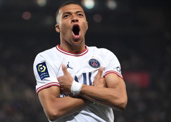 在首发情况下连续6场欧冠进球，哈兰德职业生涯第二次做到