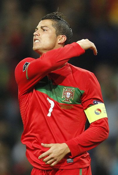 阿斯：奥尔莫+德容的组合非常成功，为弗里克提供了新的选择（阿斯：奥尔莫联手德容表现出色，弗里克迎来战术新方案）